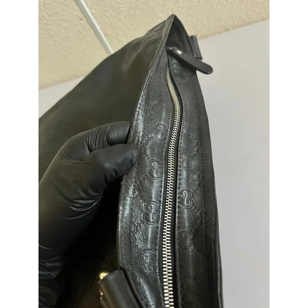 Gucci GG leather unisex Messenger bag